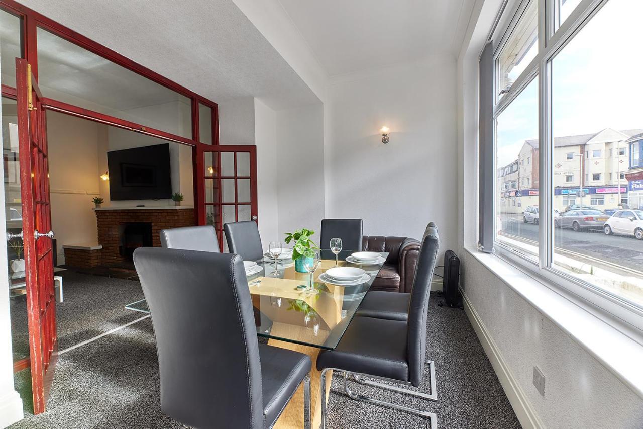 Pleasure Holiday Apartments Blackpool Exteriör bild