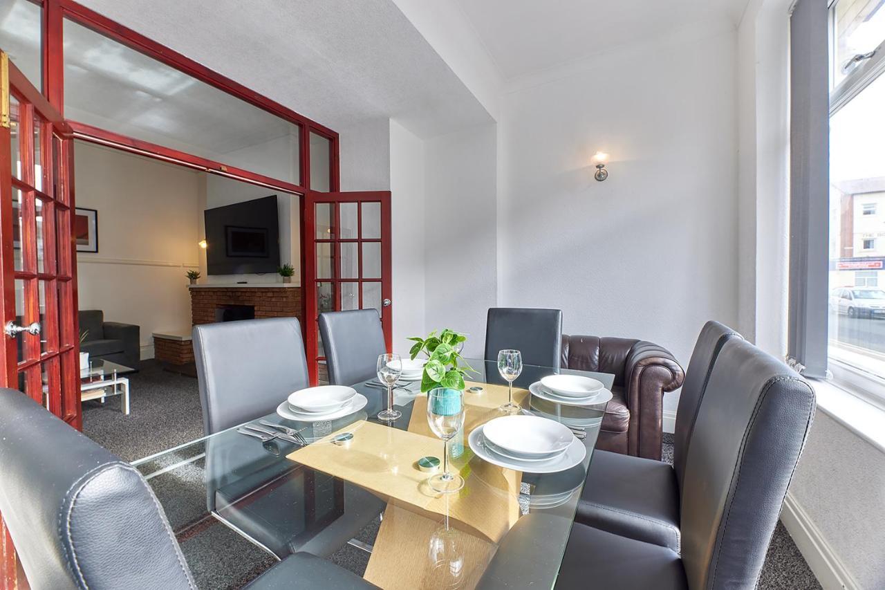 Pleasure Holiday Apartments Blackpool Exteriör bild