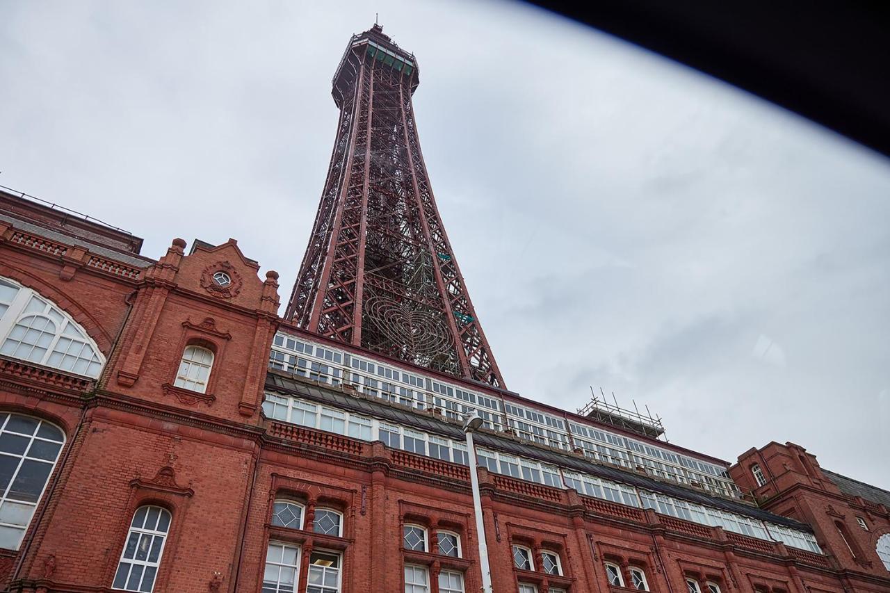 Pleasure Holiday Apartments Blackpool Exteriör bild