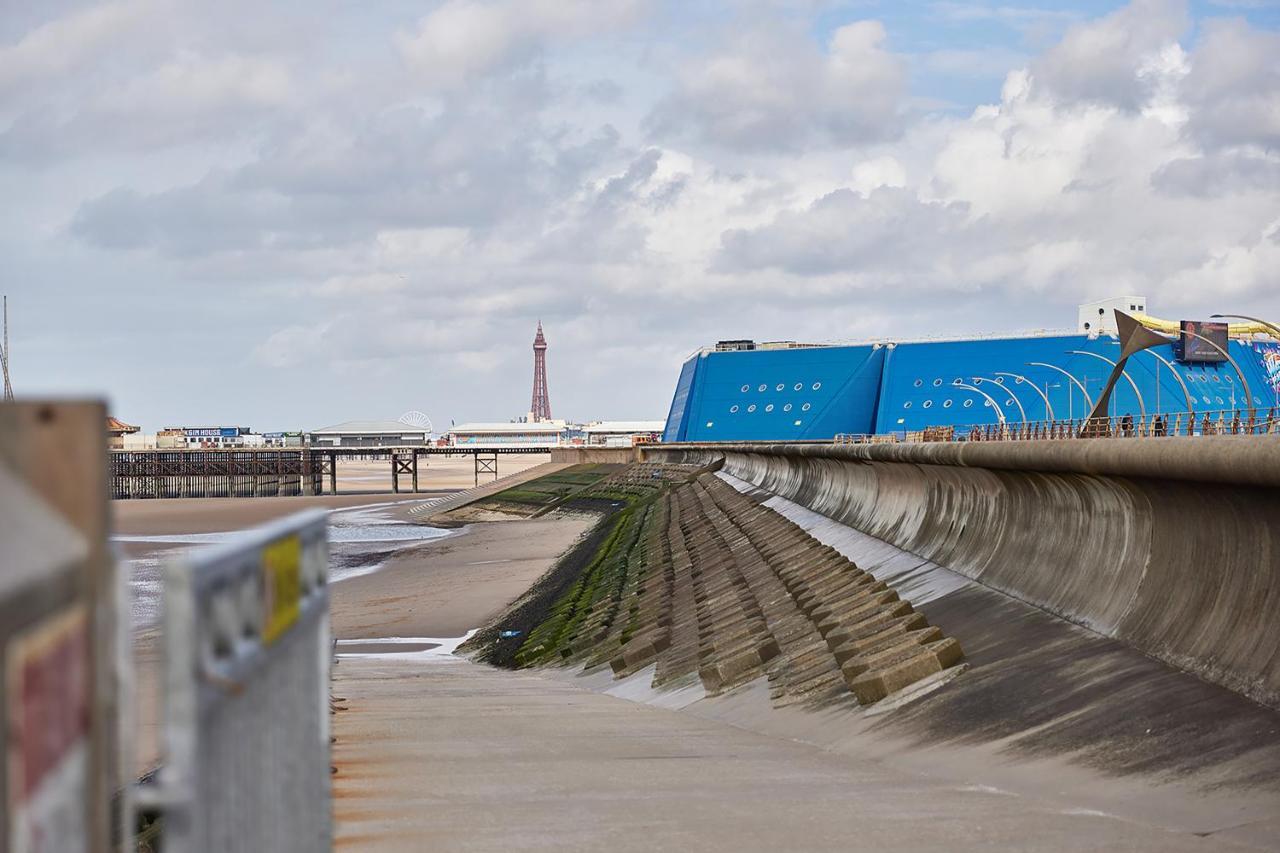Pleasure Holiday Apartments Blackpool Exteriör bild